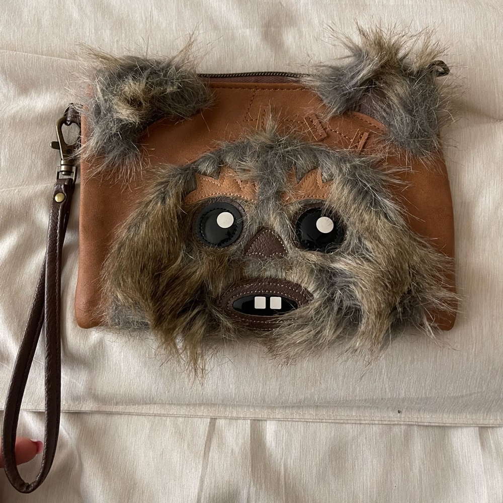 Star Wars Loungefly wristlet.